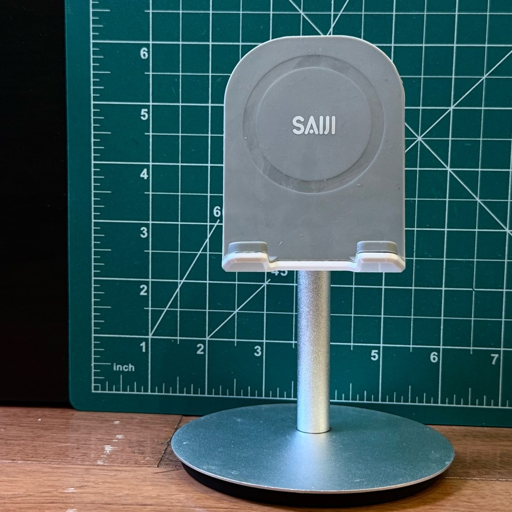 Phone stand; adjustable tablet stand; hands free phone stand: iPad stand - Picture 4 of 5